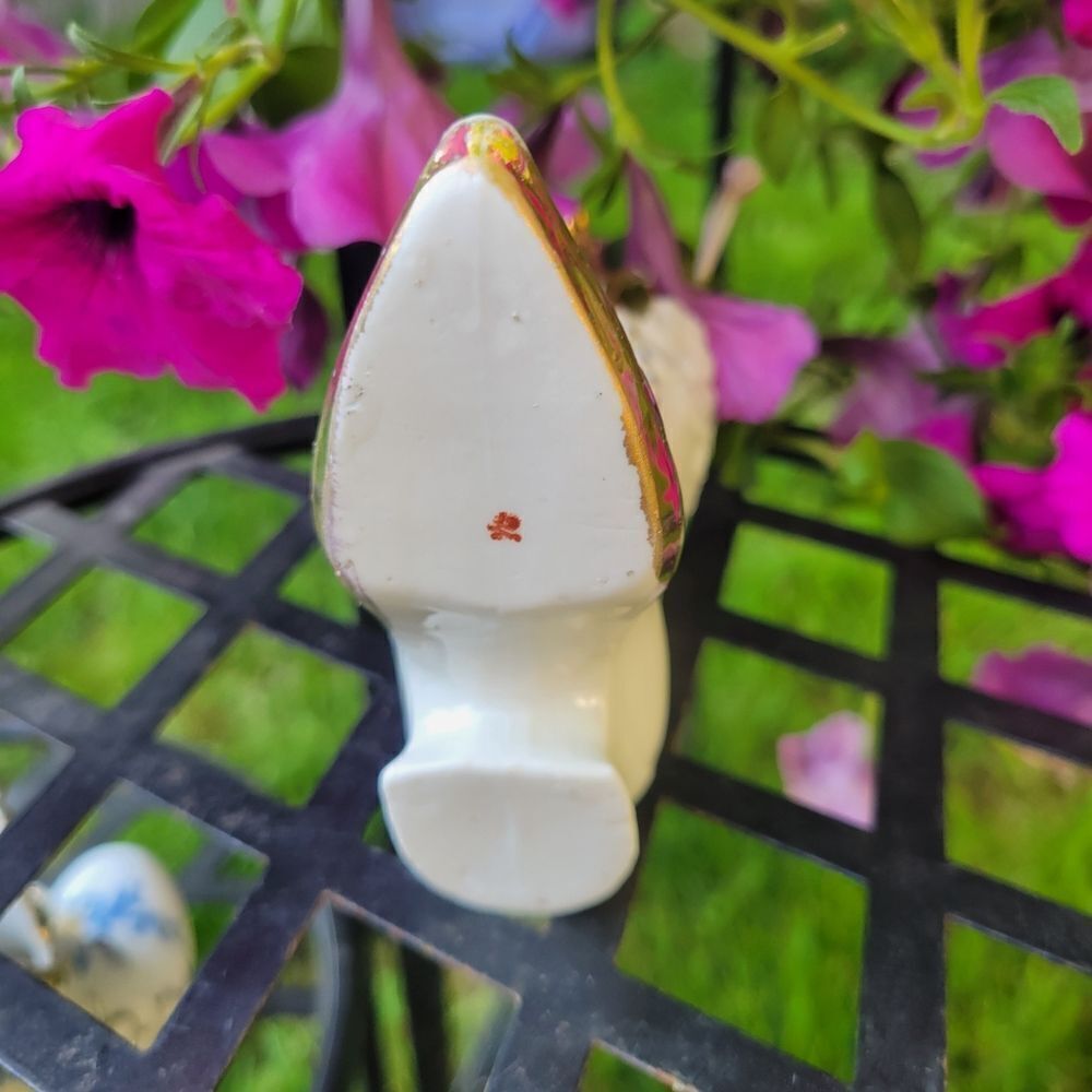 Porcelain Boot - Picture 10 of 13